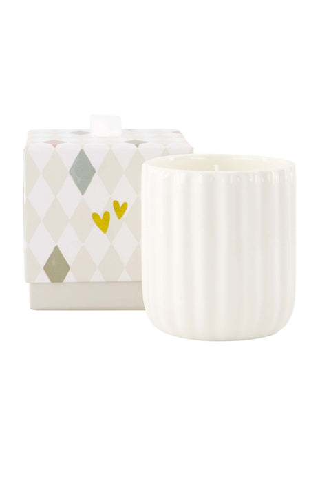 Bougie parfumée en céramique dans une boîte en forme de cœur - blanche