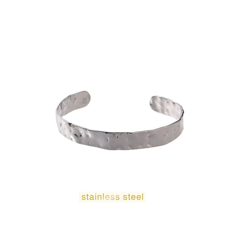 Hammered Bangle - B61472-1 - RH