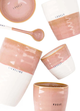 Koffiemok kusje - donkerroze by Zusss