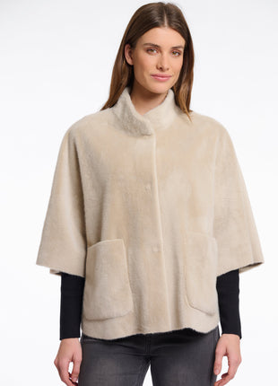 Faux fur cape Dewi.7002511 Birch Kleding Jassen