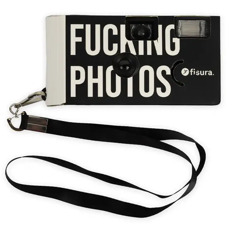 Wegwerpcamera “Fucking photos" - HGI2520879 by Fisura
