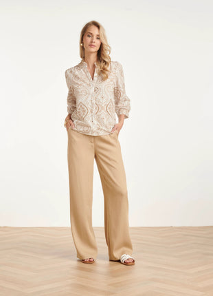 TOP - 26131 - WHITE-DARK SAND by Smashed Lemon