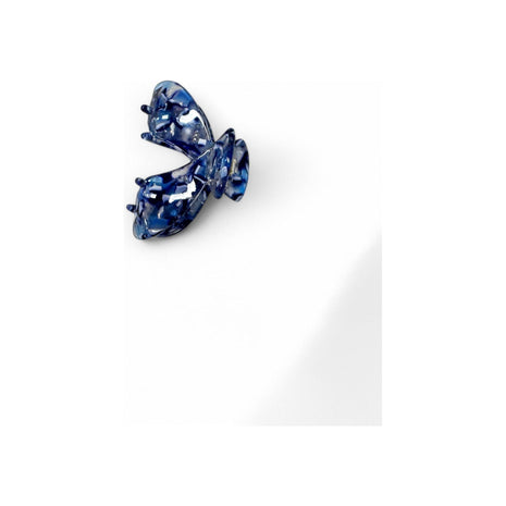 Een prachtige blauwe Julia Clip van Clips met een elegante uitstraling, perfect voor het opsteken van fijn of kort haar.