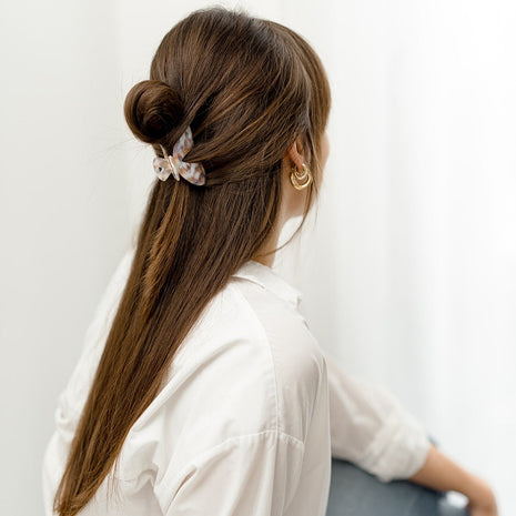 Julia – Gesplitste clip Marmer licht roze - Modeaccessoires - Haarspelden