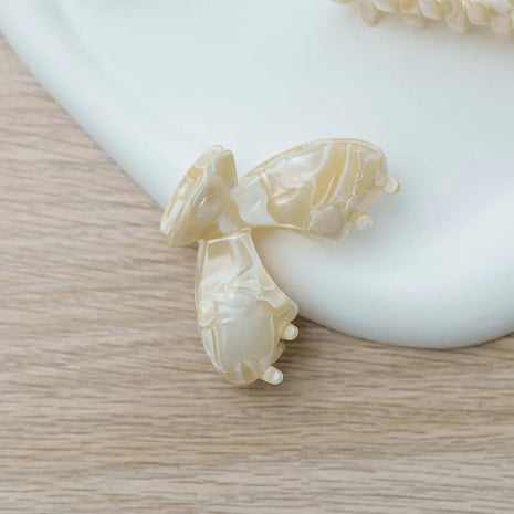 Julia – Gesplitste clip Marmer wit - Modeaccessoires - Haarspelden
