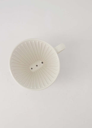 Koffiefilterhouder keramiek hartje wit/goud Cadeautjes & Lifestyle