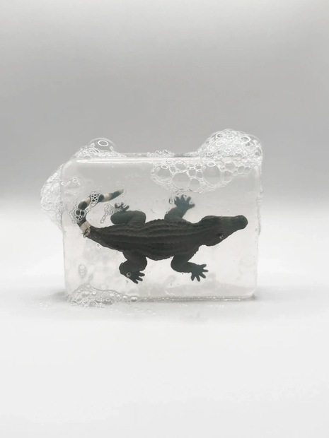 Verrassingszeepje - krokodil by Ludi Soap