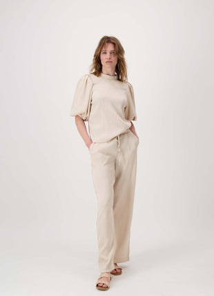 Plisse top met pofmouw – beige - Kleding - Blouses