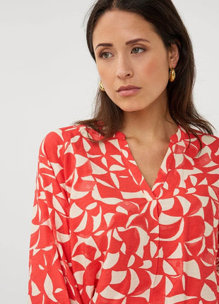 Blouse Raglan Scarlet Graphic - SP26.14003 by Esqualo