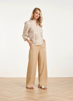 TOP - 26131 - WHITE-DARK SAND by Smashed Lemon