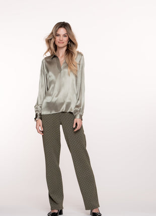 Satijnachtige blouse met V-hals - Kleding - Blouses