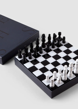 Schaak set - Modern Design Black and White - Lifestyle - Spelletjes & Plezier