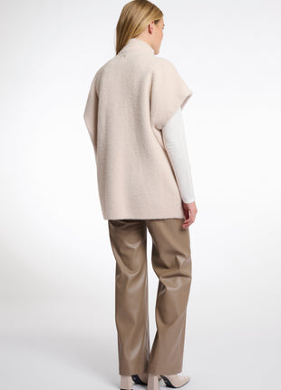 Short sleeve cape Helen.5002511 Pale Kleding Jassen