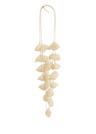 Ketting - Blossom Veil (beige) by Charlotte Marie Jewelry