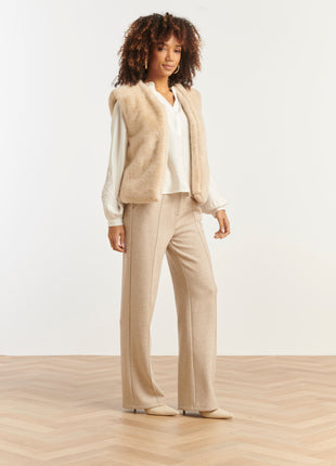 Vestje Fake Fur 25556 Offwhite Kleding Blazers & vestjes