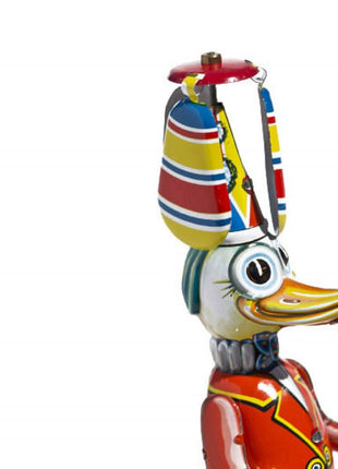 Eend op een driewieler, afmetingen: 10 × 22 cm, vervaardigd in Duitsland