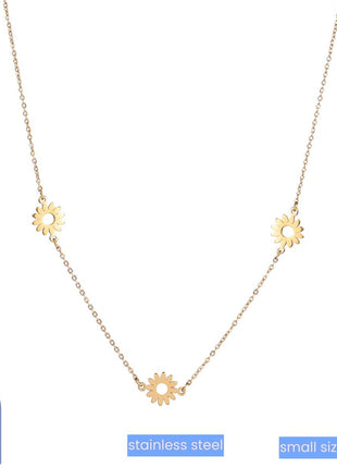 3 Flowers Necklace - 14K
