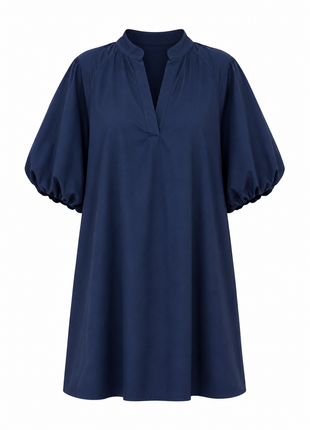 Marineblauwe jurk met pofmouw van Charlotte Marie